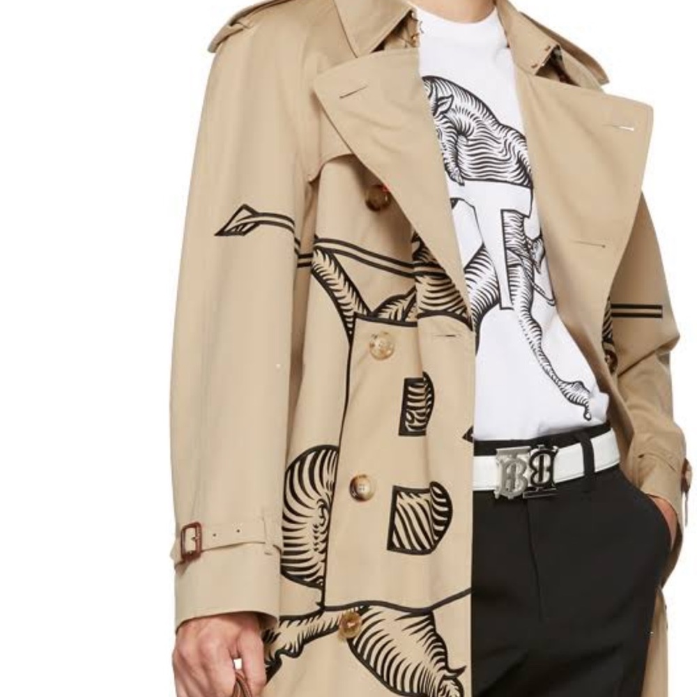 Reworked Burberry T-shirt Flannel - Picture 8 of 8